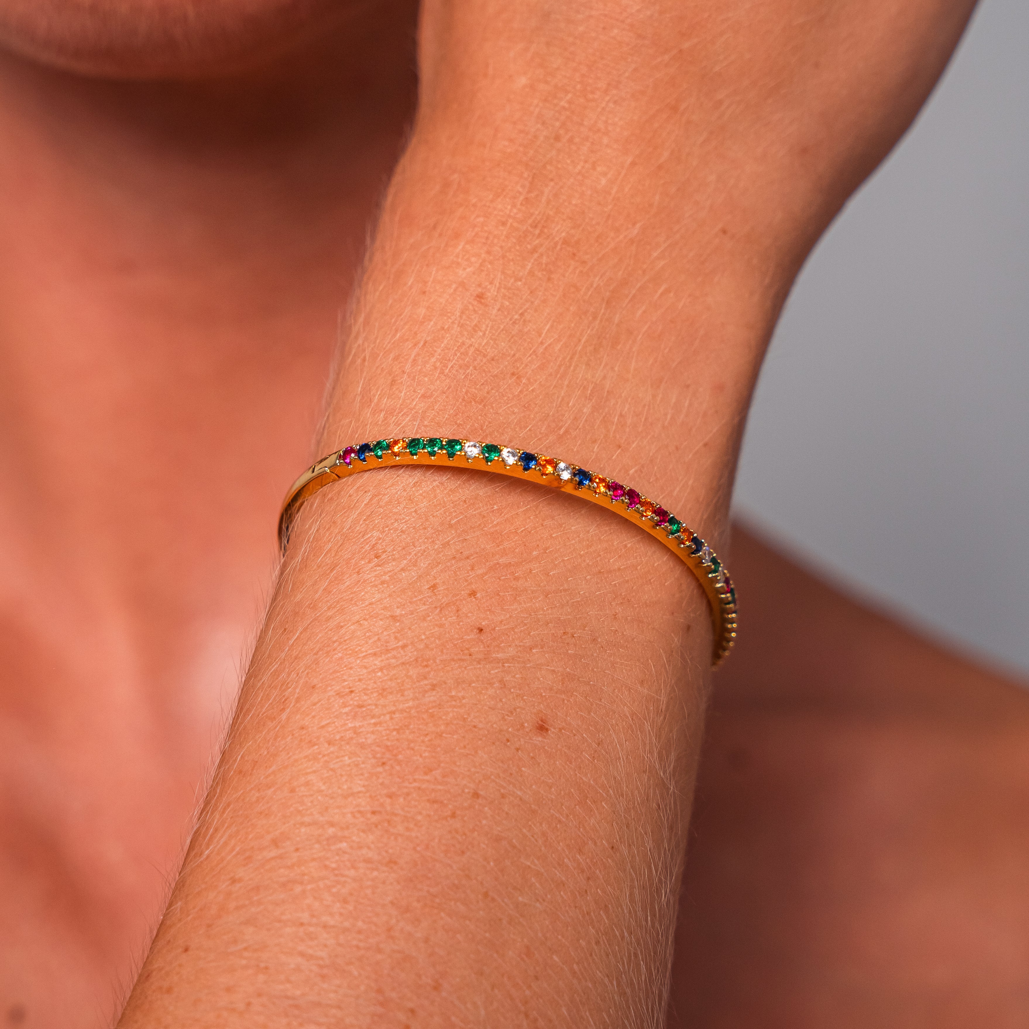 Lila Regnbue-armbånd